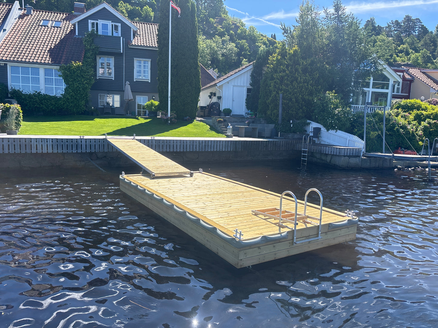 Flytebrygge - lettpontong